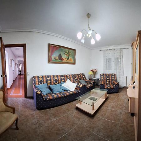 Casa Luraik Villa Melida  Buitenkant foto